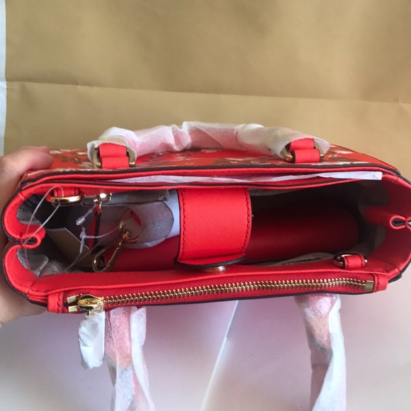 🌼💕mk Satchel set🌼Kellen/crossbody & wallet - Picture 8 of 8